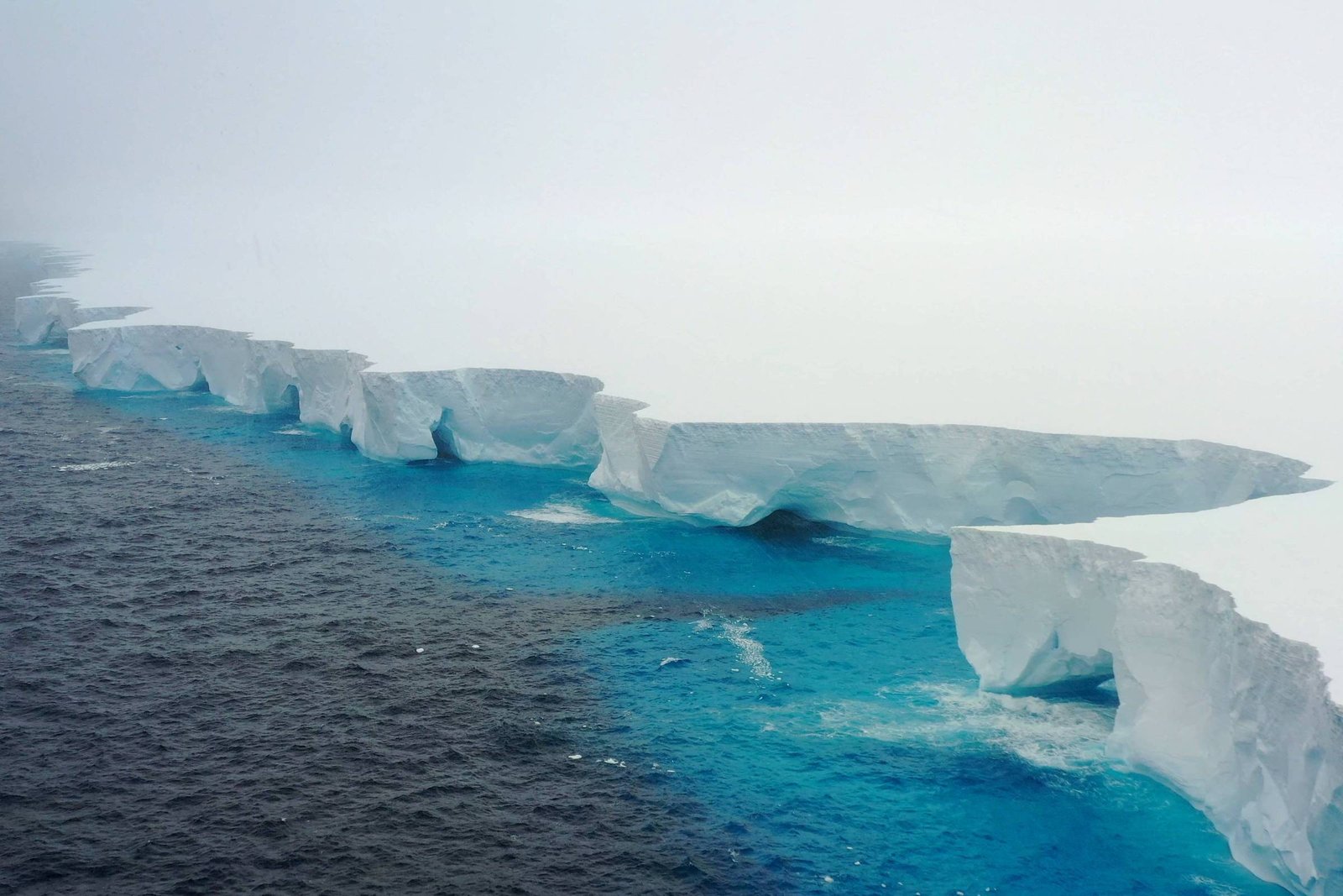 Fragmento gigante se solta do maior iceberg do mundo - 31/01/2025 - Ambiente - Acre Notícias