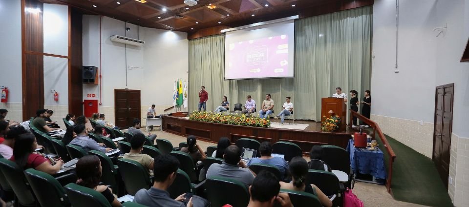 3º Fórum da Assistência Estudantil debate política de bolsas e auxílios (1).jpg