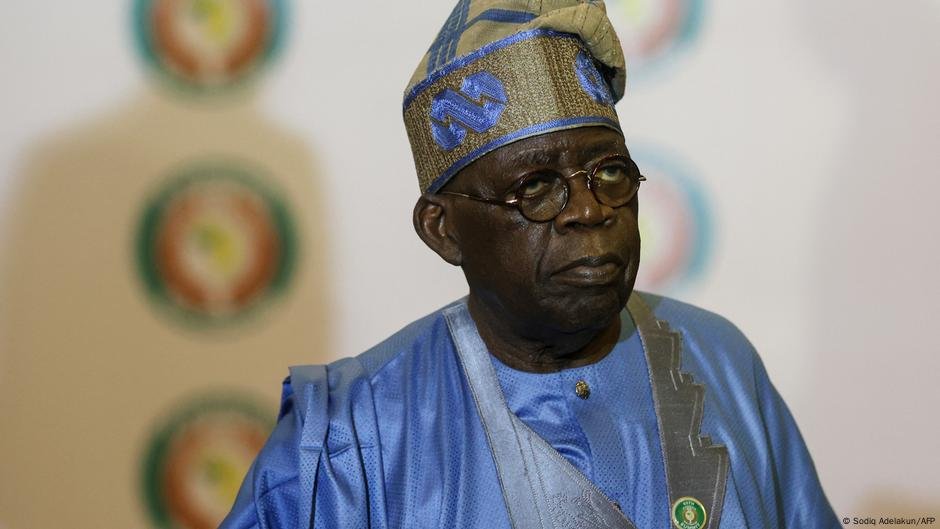 A Nigéria suspende o governador do estado de petróleo, declara a regra de emergência-DW-19/03/2025