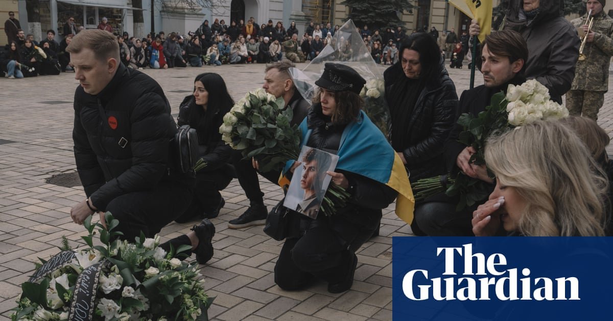 A Ucrânia reage com desafio e raiva à retirada da ajuda militar | Ucrânia