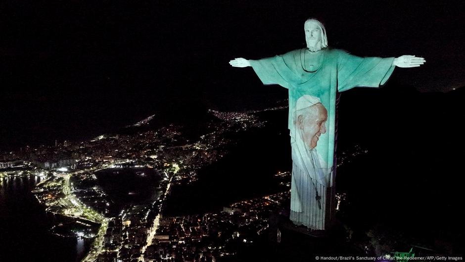 A condição de saúde do papa Francisco permanece 'estável, mas complexa' - DW - 03/03/2025