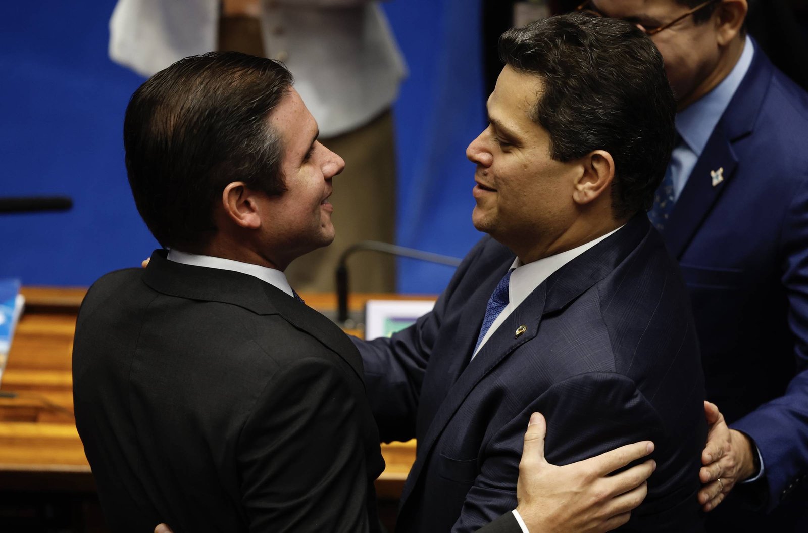 Aliados de Motta esperam acordo com Alcolumbre sobre MPs - 04/03/2025 - Painel