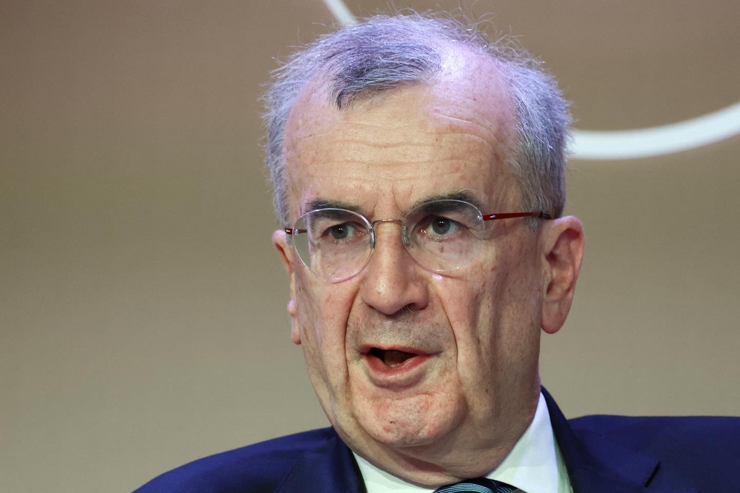 As taxas de juros da França são mais altas em 14 anos, apesar de uma nova queda nas taxas de juros importantes da BCE