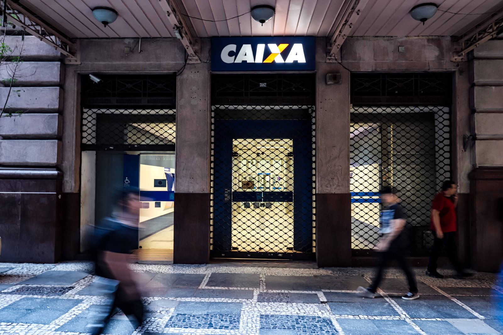 Bancos querem limite maior para emprestar ao setor público - 17/03/2025 - Mercado