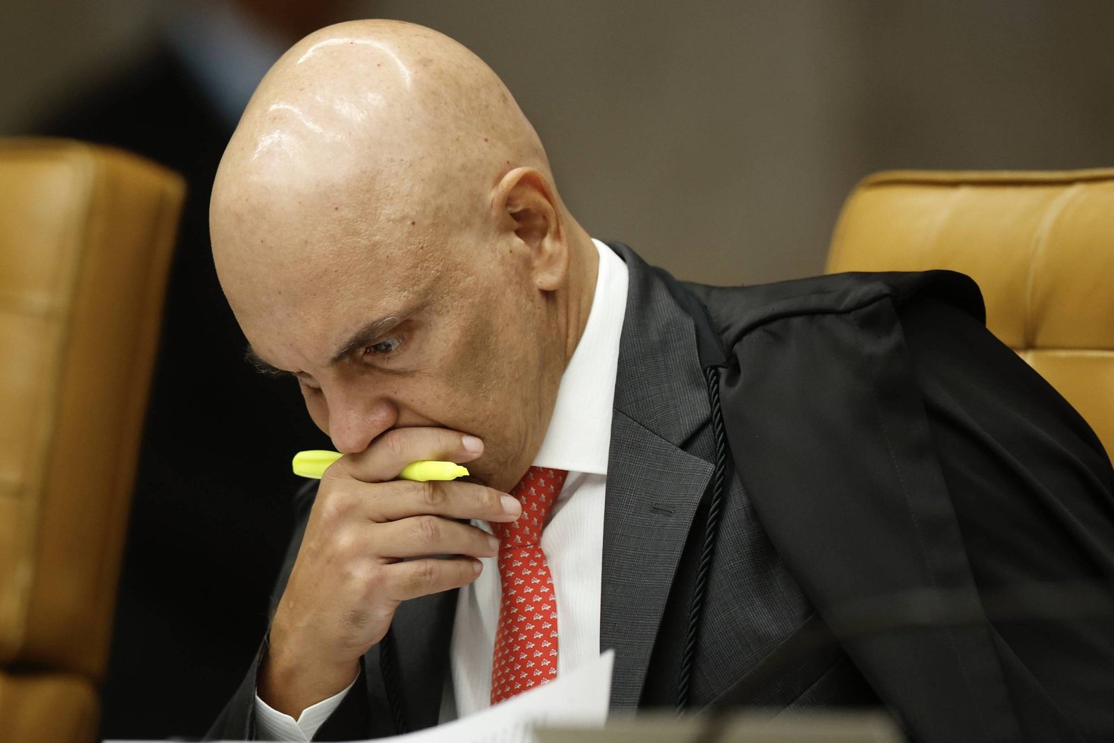 Busca por acusados por golpe tem troca de endereços e país - 06/03/2025 - Poder