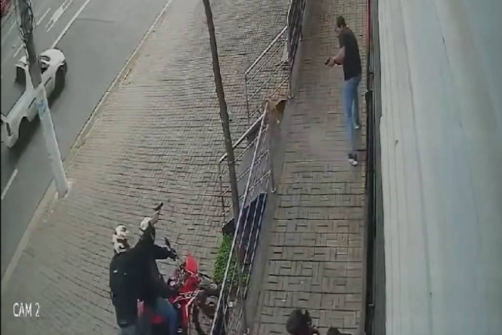 CAC reage a ataque e atira contra criminosos em São Paulo - 17/03/2025 - Cotidiano