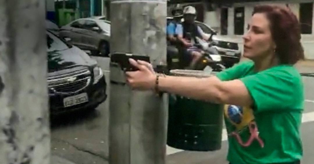 Com revés no STF, Zambelli agrava status de figura...