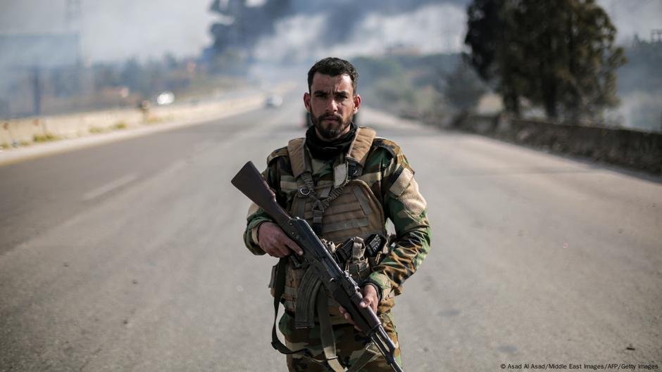 Como a desinformação intensificou o fim de semana de violência da Síria - DW - 11/11/2025