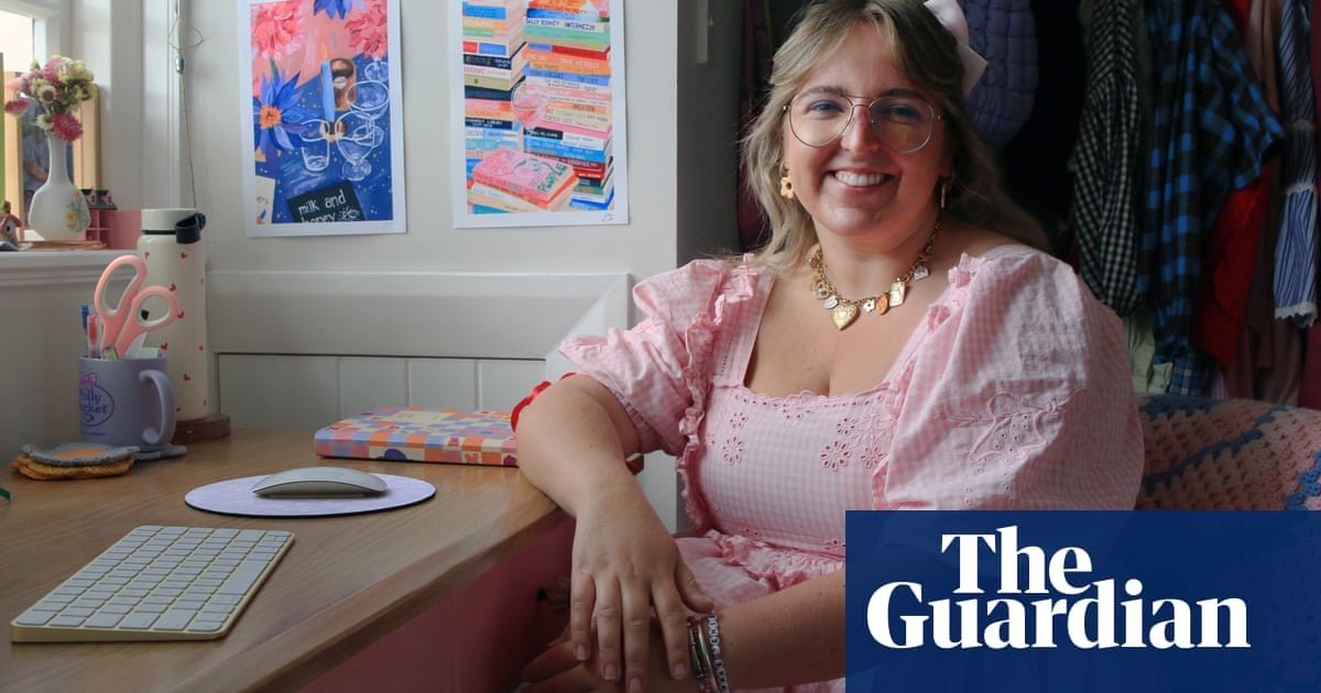 Como uma neozelandesa que trabalha na cozinha de sua mãe iniciou um serviço de notícias lido por Madonna | Mídia