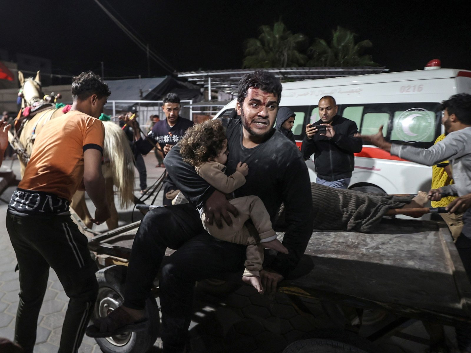 Crianças mortas em greves Israel diz que os alvos terroristas do Hamas alvo '