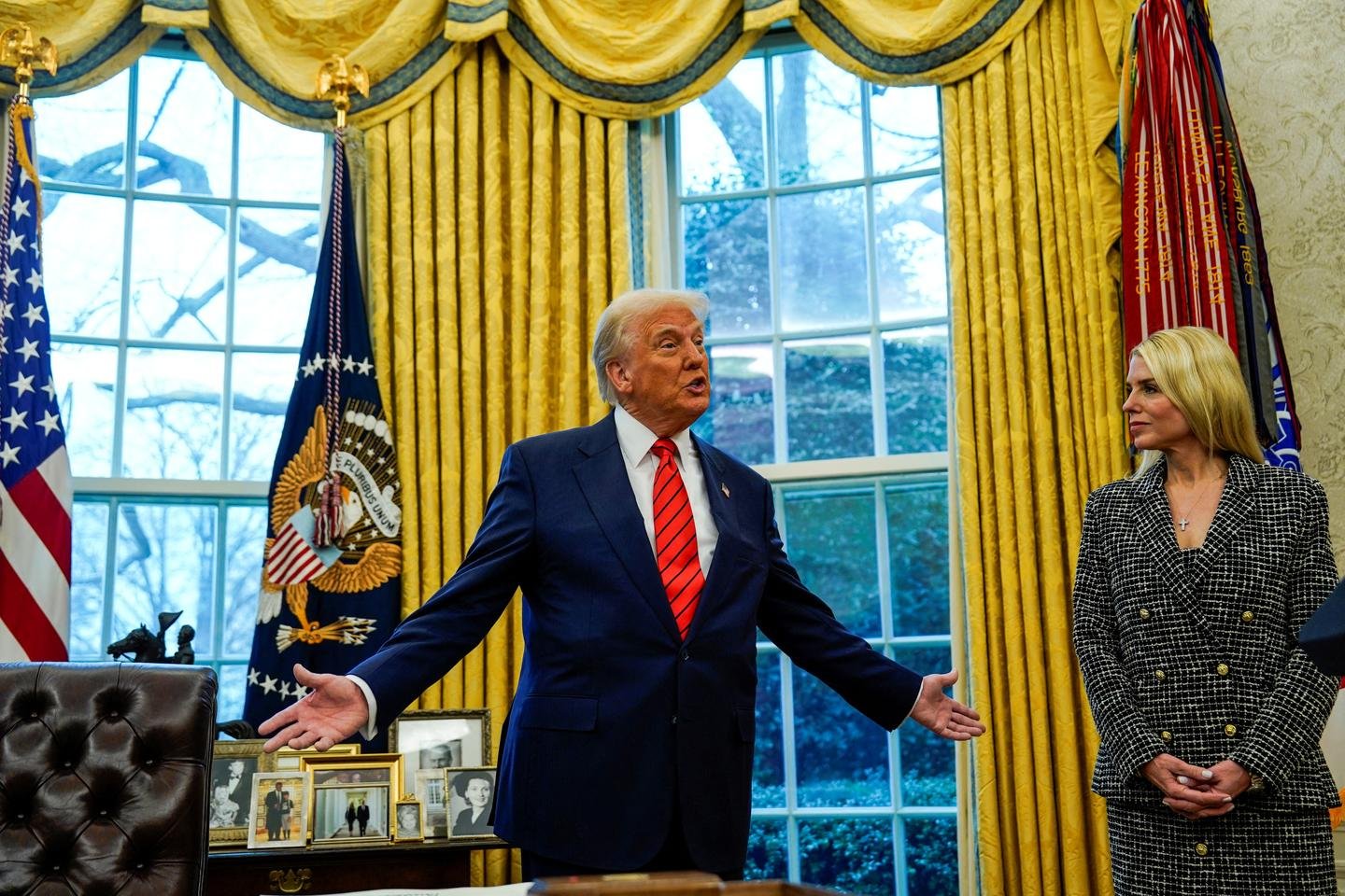 Donald Trump quer usar uma lei de guerra datada do século 18 para expulsar membros de uma gangue venezuelana