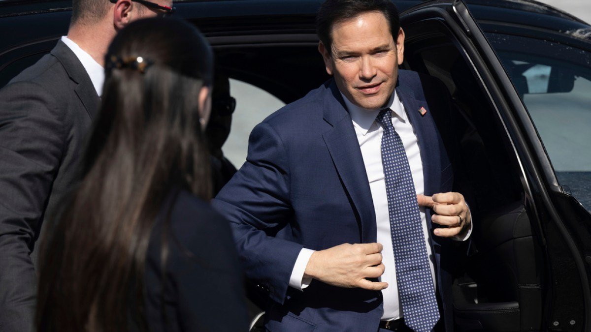 EUA dizem que o embaixador sul -africano 'não é mais bem -vindo' | Donald Trump News