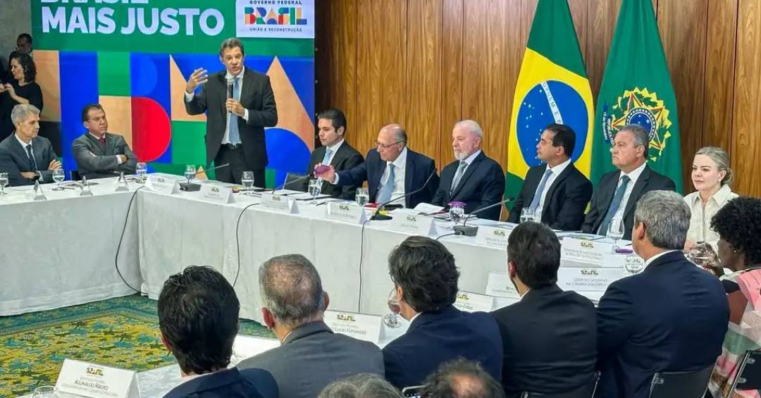 Eleições 2026: Lula abre o jogo da campanha com re...
