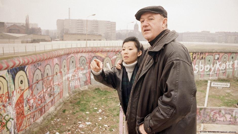 Gene Hackman e sua esposa morreram de causas naturais, dizem autoridades - DW - 03/03/2025
