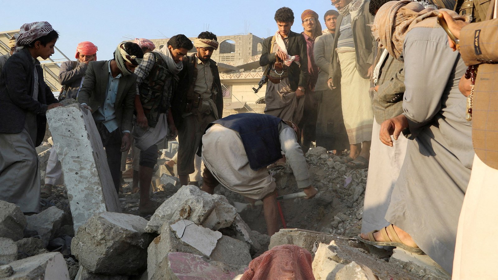 Houthis se comprometeu a escalar ataques depois que nós greves no Iêmen