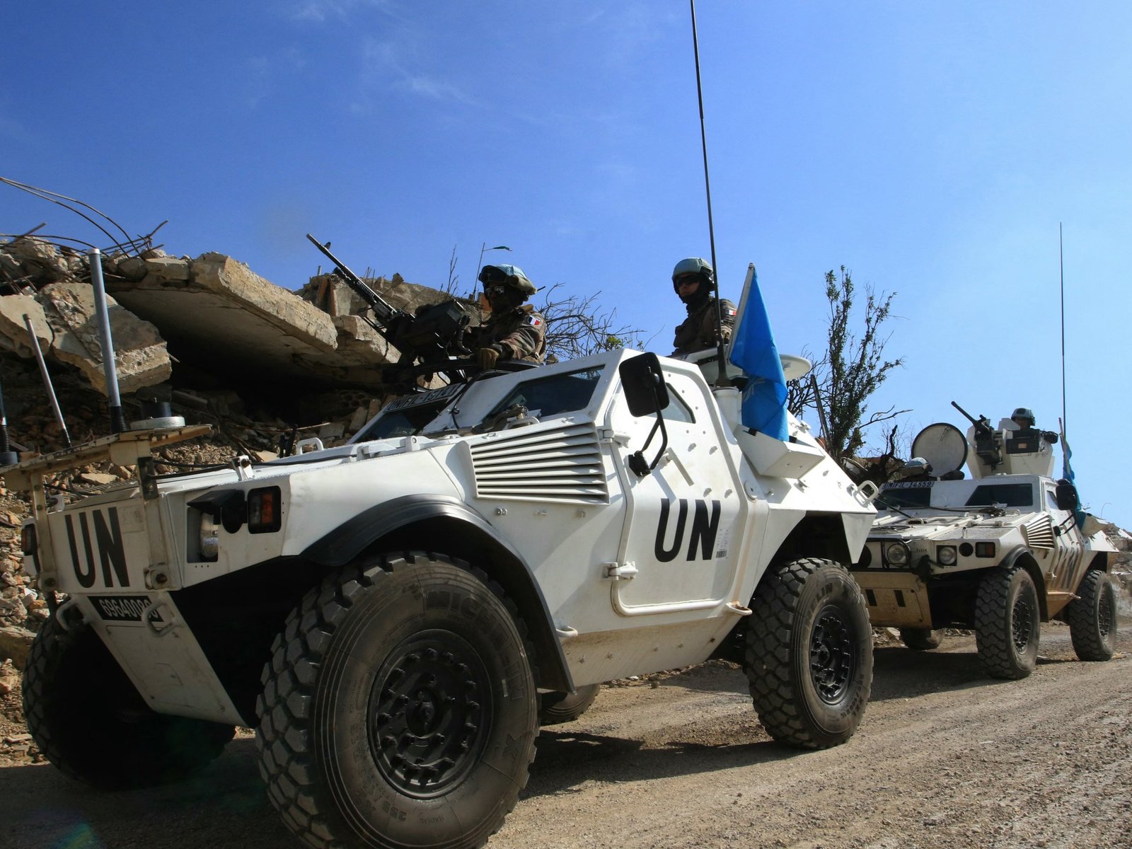 Israel lança quatro cativos libaneses, concorda em participar de negociações de fronteira | Israel ataca as notícias do Líbano