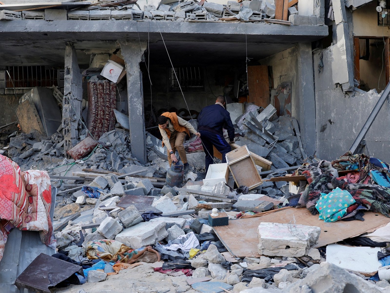 Israel ordena a evacuação de Rafah enquanto continua bombardeio de Gaza | Notícias de conflito de Israel-Palestina
