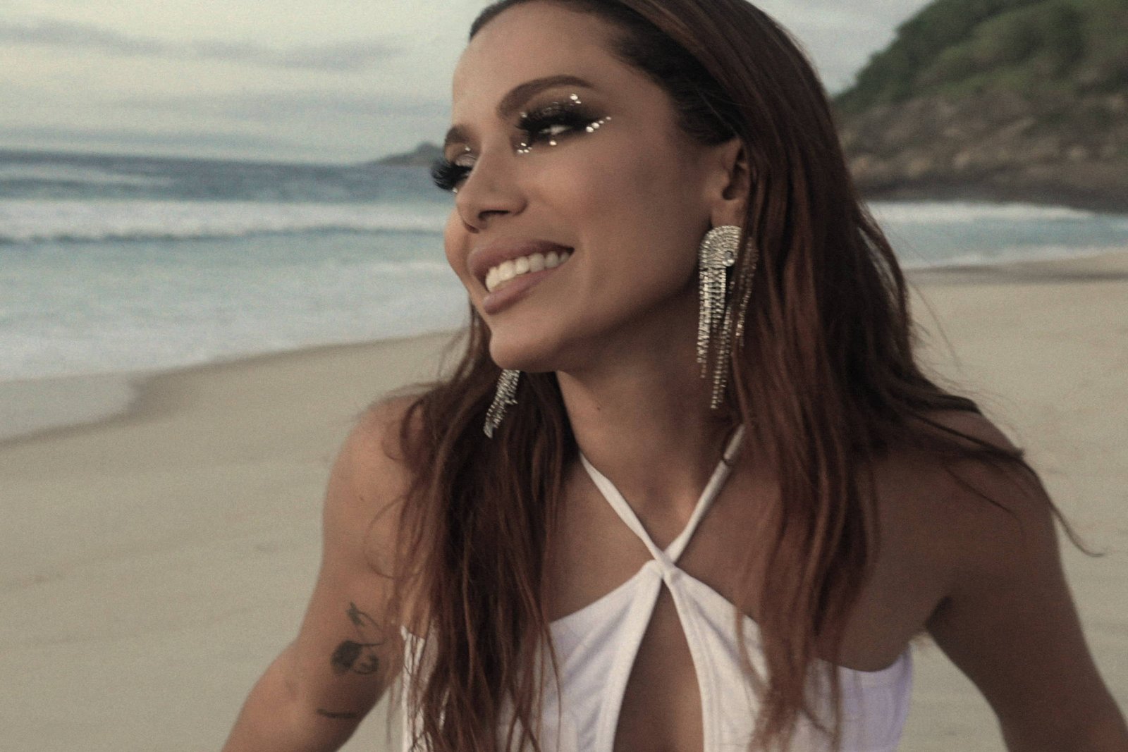 'Larissa: O Outro Lado de Anitta': como é doc da Netflix - 05/03/2025 - Thiago Stivaletti