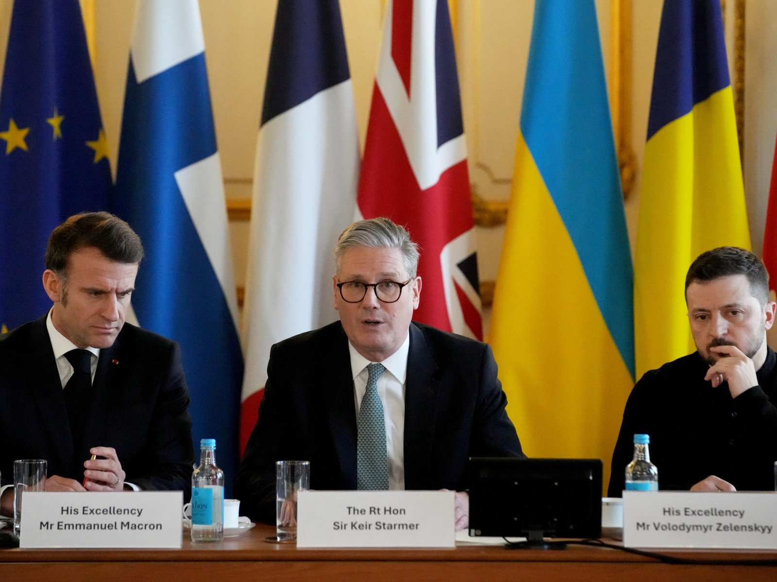 O Reino Unido diz que várias opções de trégua na Ucrânia na mesa após a França Floats Plan | Notícias da União Europeia