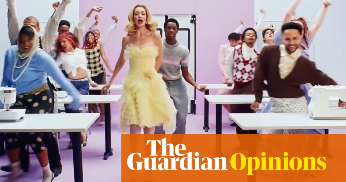 O mundo obcecado por magros está ficando mais cruel a cada minuto. Mas pessoas gordas não vão a lugar nenhum | Rebecca Shaw