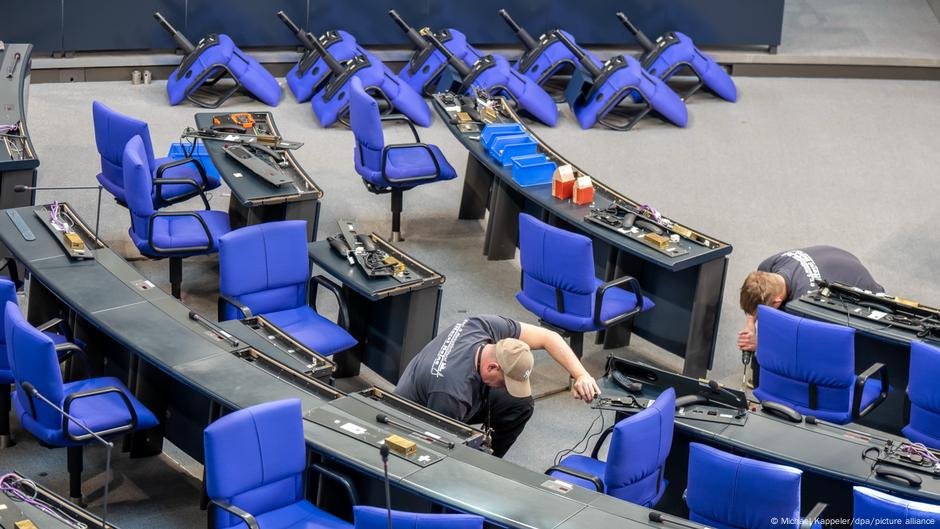 O novo parlamento da Alemanha tem um problema de diversidade - DW - 24/03/2025