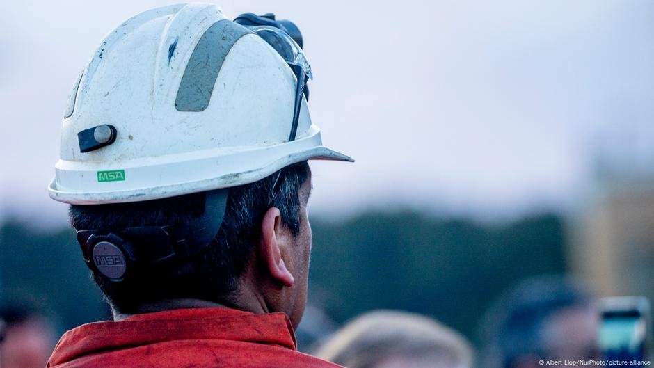 Pelo menos 5 mortos após a explosão na mina de carvão de Asturias - DW - 31/03/2025