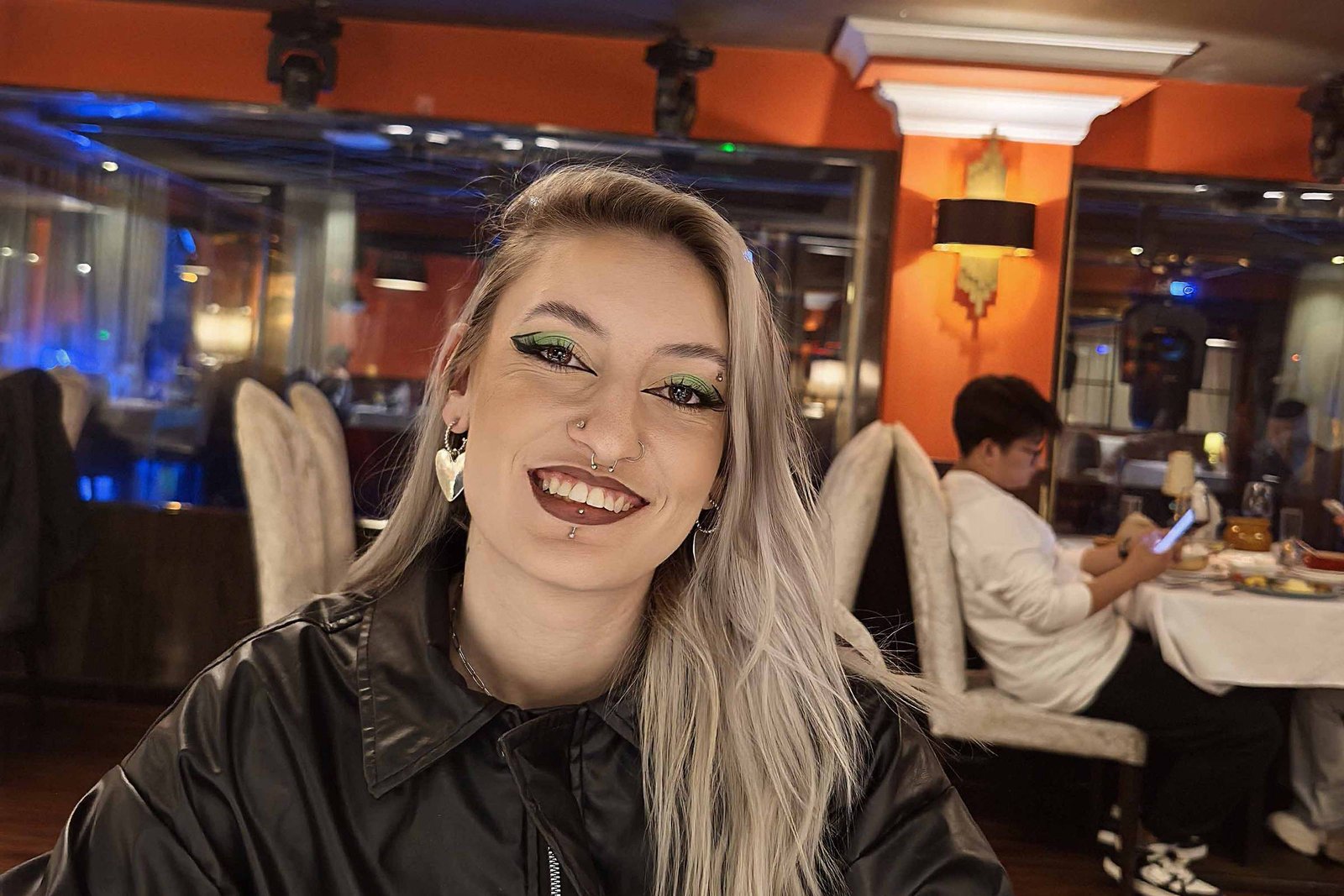 Pole dance é 'mais família' na China, diz dançarina gaúcha - 03/03/2025 - Mundo