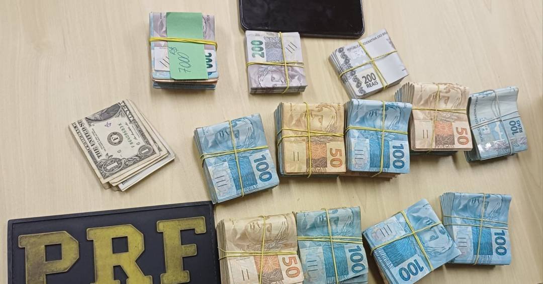 Prefeito de cidade da Baixada Fluminense é detido...