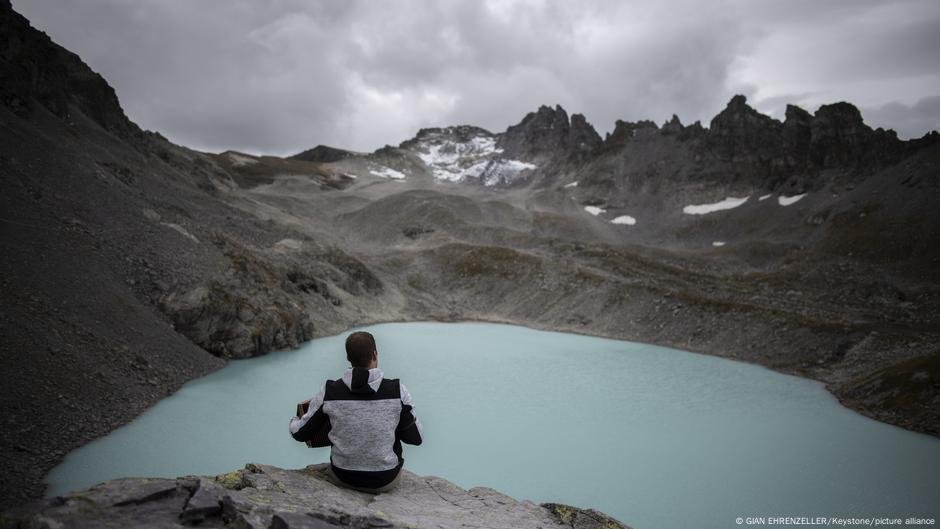 Quão ruim é a geleira derreter e por que isso importa? - DW - 21/03/2025