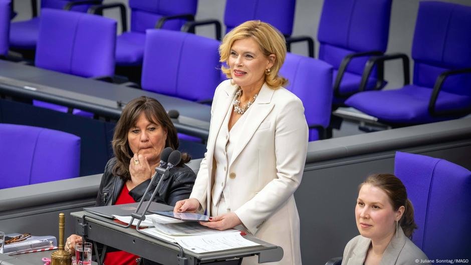Quem é o novo presidente da Bundestag, Julia Klöckner? - DW - 25/03/2025