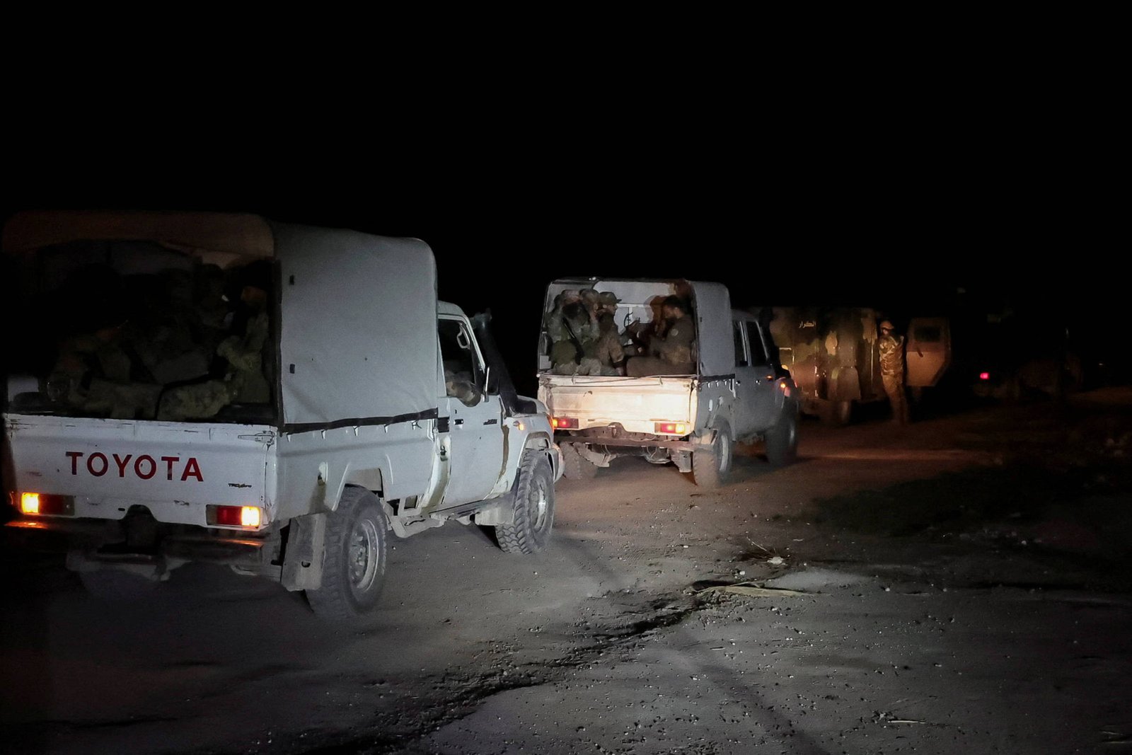 Sobe para 70 o número de mortos em confrontos na Síria após queda de Assad - 07/03/2025 - Mundo