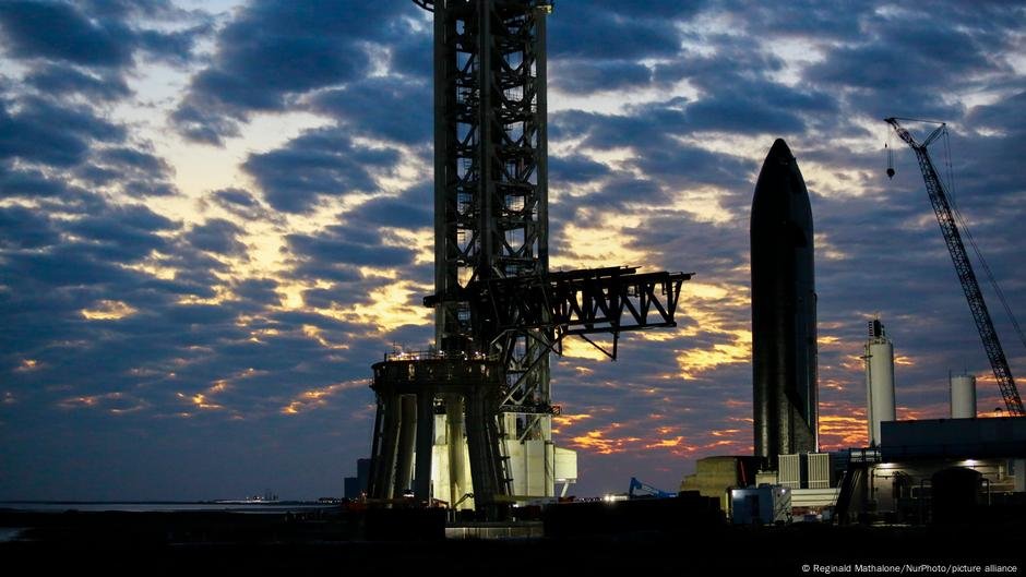 SpaceX abandona o voo de teste de nave estelar no último minuto - DW - 04/04/2025