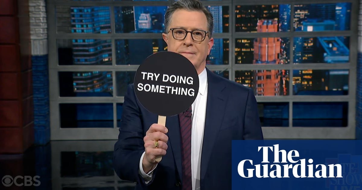 Stephen Colbert no discurso de Trump: 'Cheio de mentiras úteis e aplaudido por idiotas inúteis' | Roundup de TV tarde da noite
