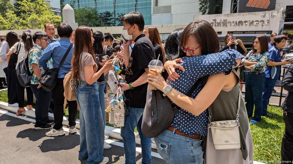 Terremoto poderoso atinge Mianmar, Felt em Bangkok - DW - 28/03/2025
