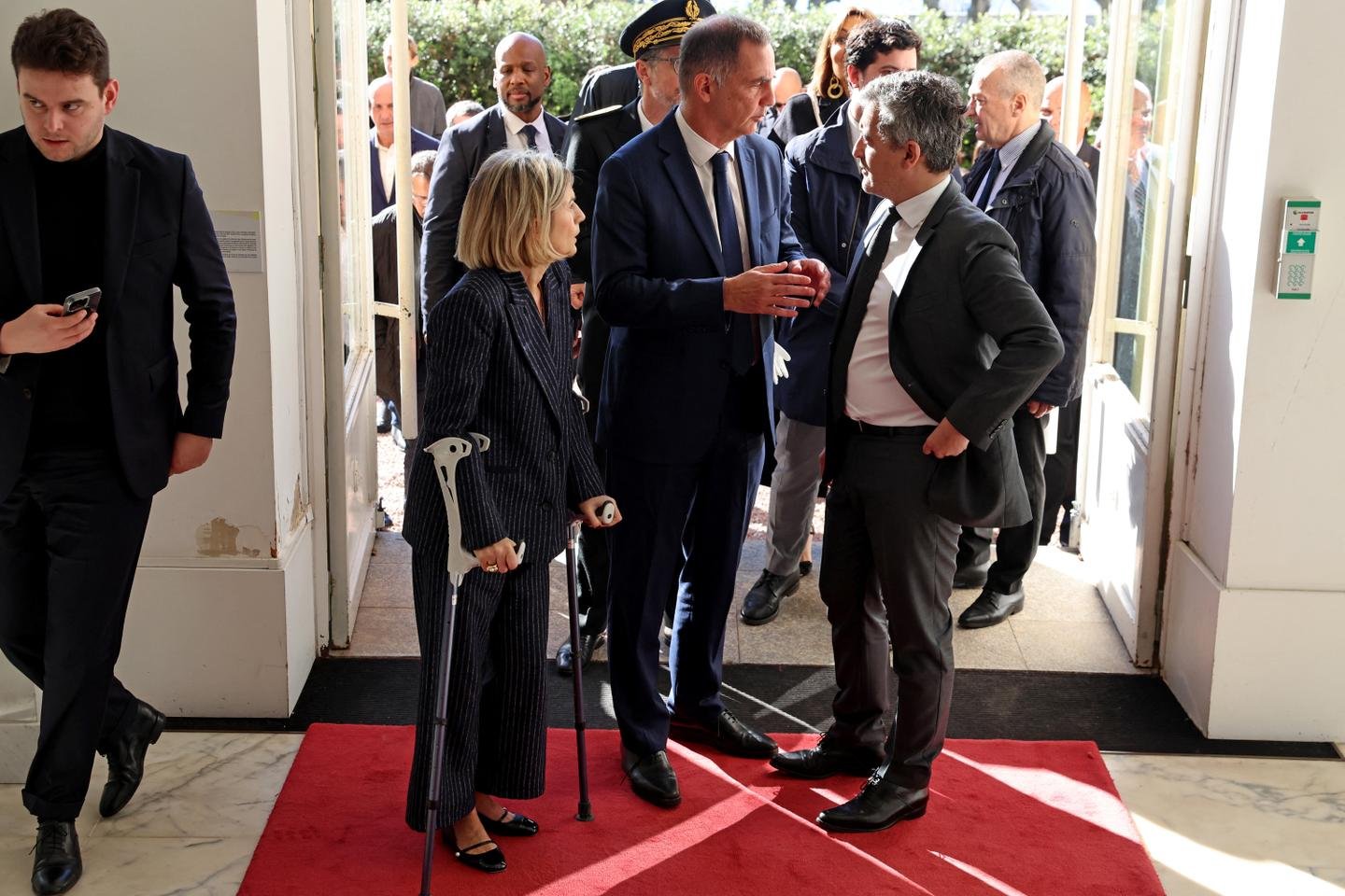 Um relatório do Senado traz diferenças profundas no futuro institucional da Corsica