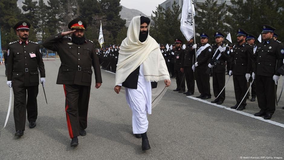 Us levanta recompensas dos principais líderes do Taliban - DW - 27/03/2025