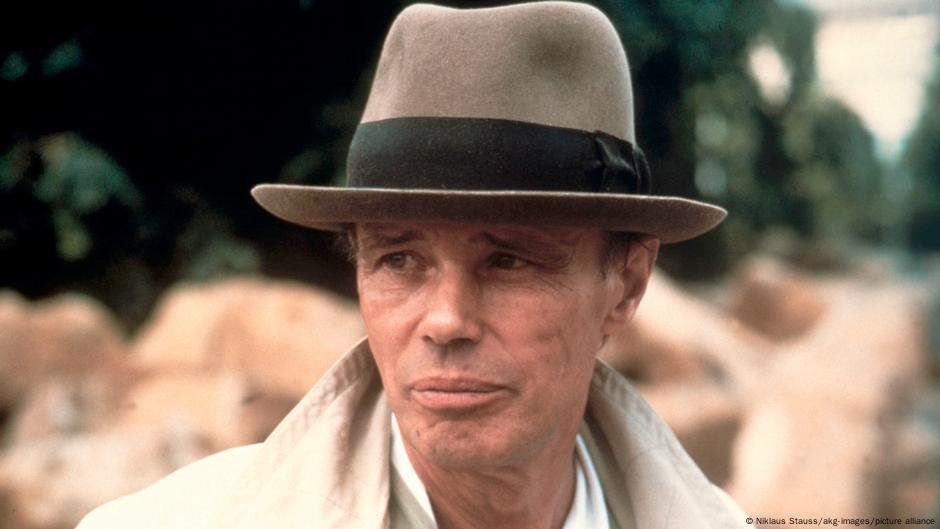 Vistas pouco claras de Beuys sobre o regime nazista - DW - 04/04/2025