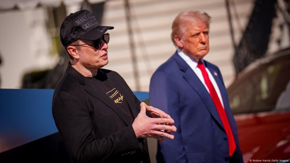 A Casa Branca brinca com o Musk Spat com o Key Trump Advisor - DW - 04/04/2025