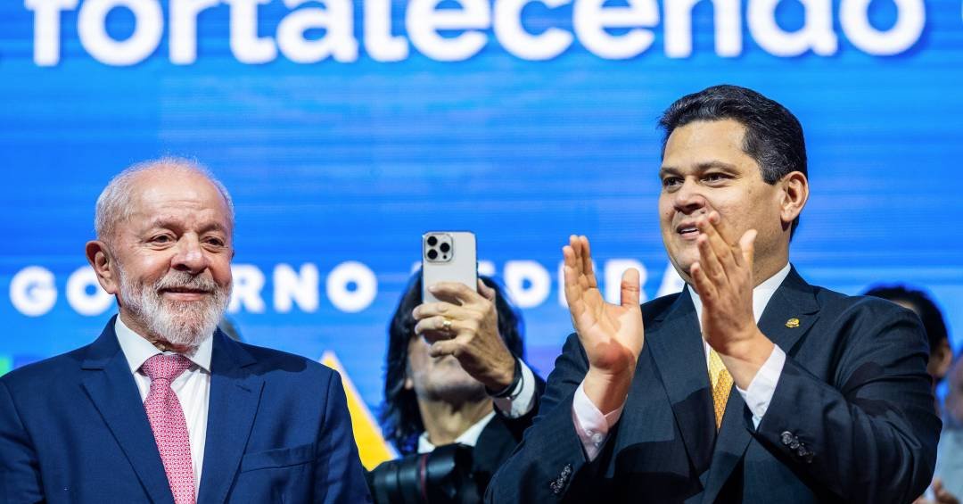 A medida de Alcolumbre para ninguém gravar a reuni...