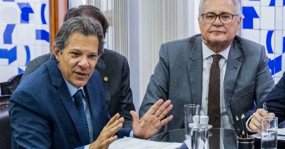 A proposta de Renan Calheiros para impor um teto à...