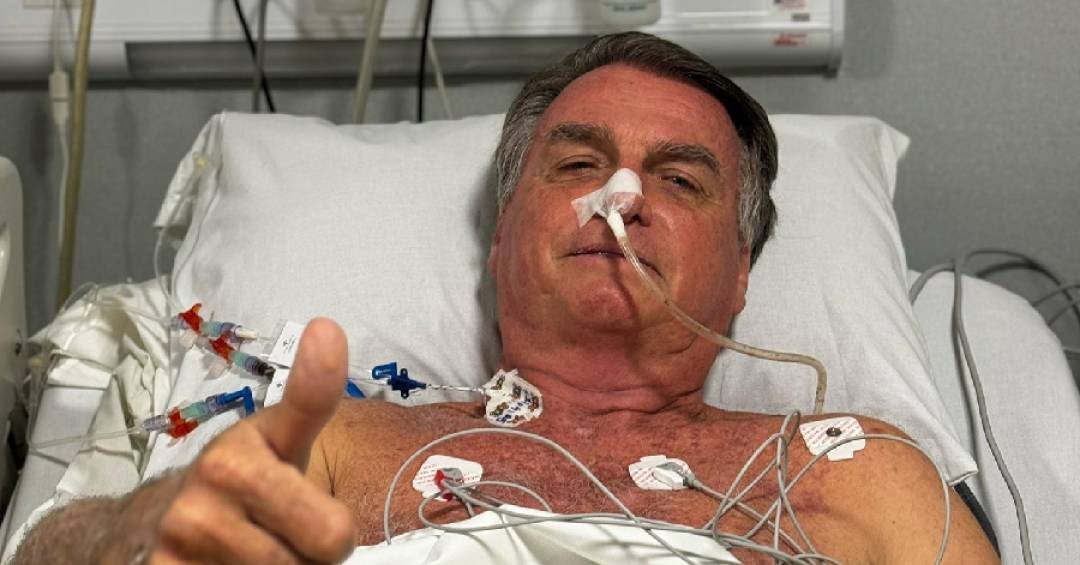 Bolsonaro posta foto em hospital no RN e diz que n...