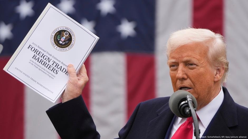 Como as tarifas de Trump afetarão o comércio internacional - DW - 04/04/2025