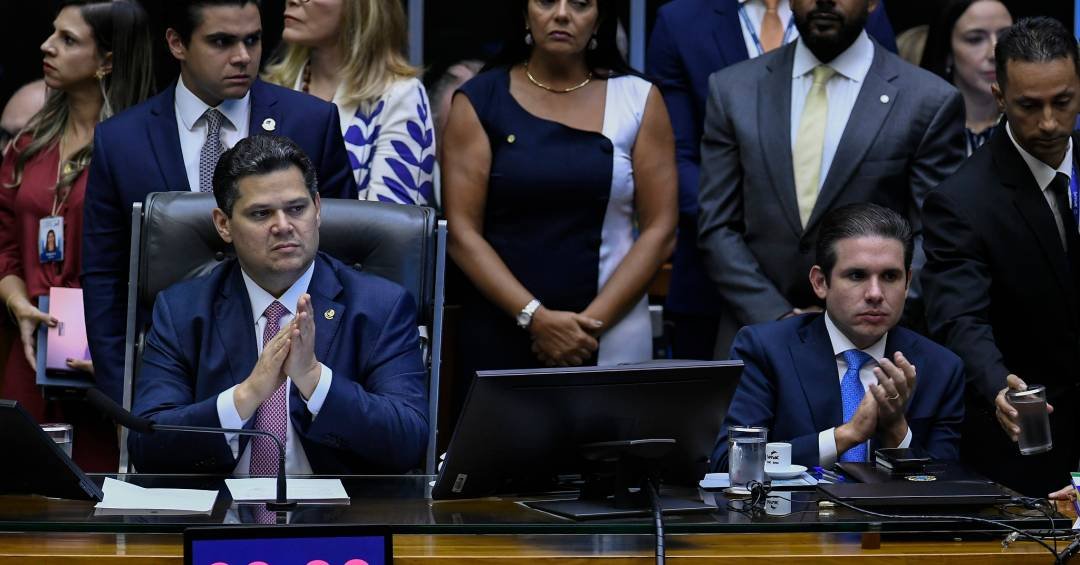 Congresso instala comissão mista que vai analisar...