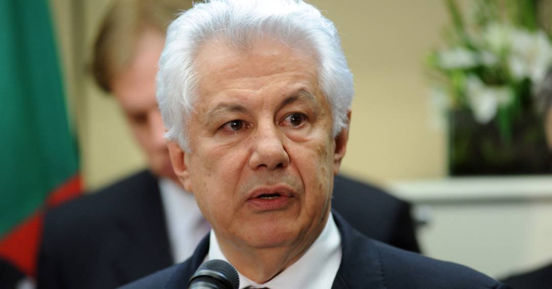 Dois motivos dados pelo líder da maioria na Câmara...