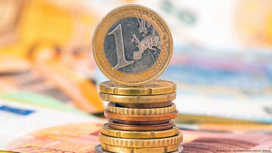 Euro não afetará a economia búlgara - DW - 13/04/2025