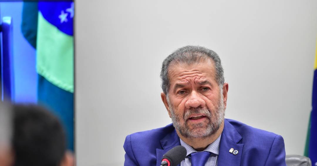 Lupi diz que INSS não deveria mediar relação entre...