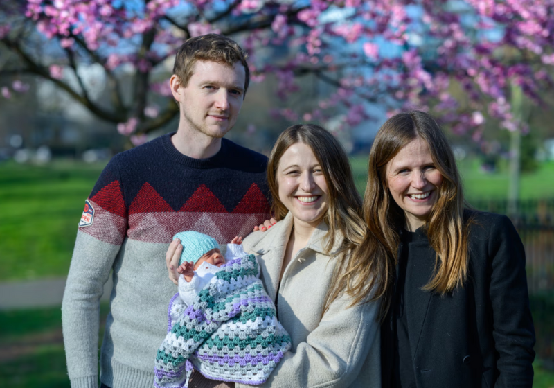 A iniciativa do médico brasileiro Leandro Brandão Guimarães, que carrega crianças vestidas de super-heróis para a sala de cirurgia, foi reconhecida internacionalmente por ser uma forma de humanizar o tratamento da saúde. Ele é de Divinópolis (MG). - Foto: @otorrino.leandro