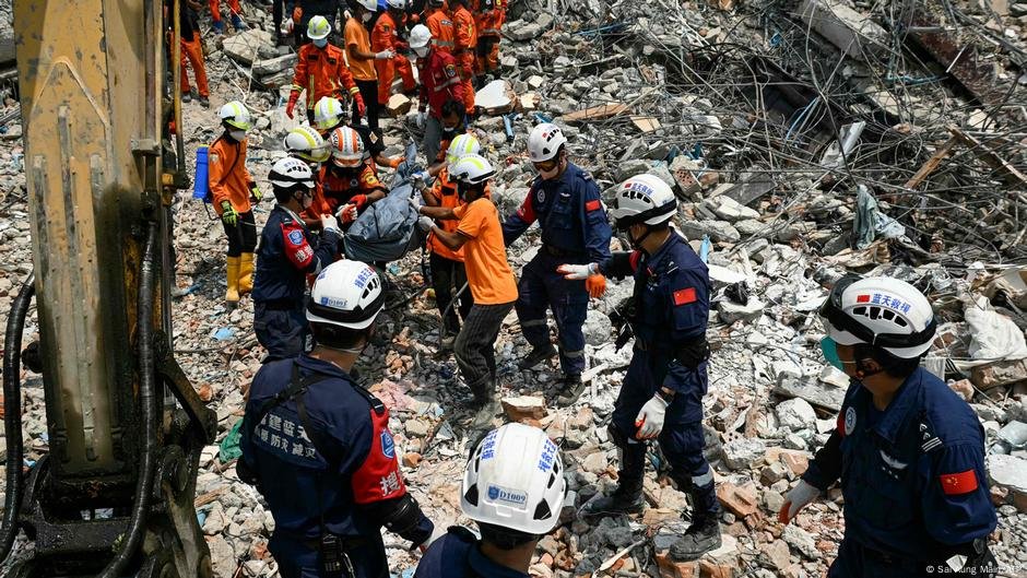 O número de mortos por terremoto aumenta quando a junta recusa a trégua - DW - 04/04/2025