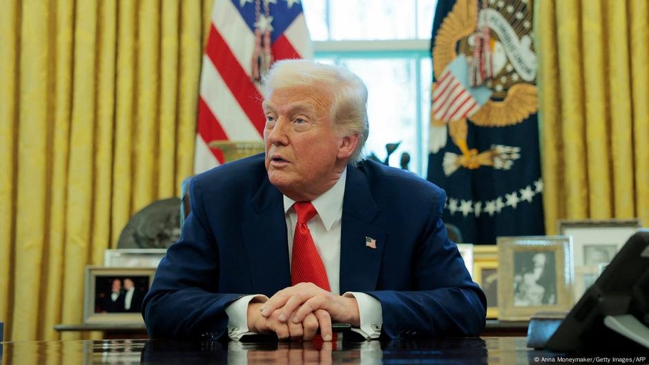 O que acontece a seguir? - DW - 04/10/2025