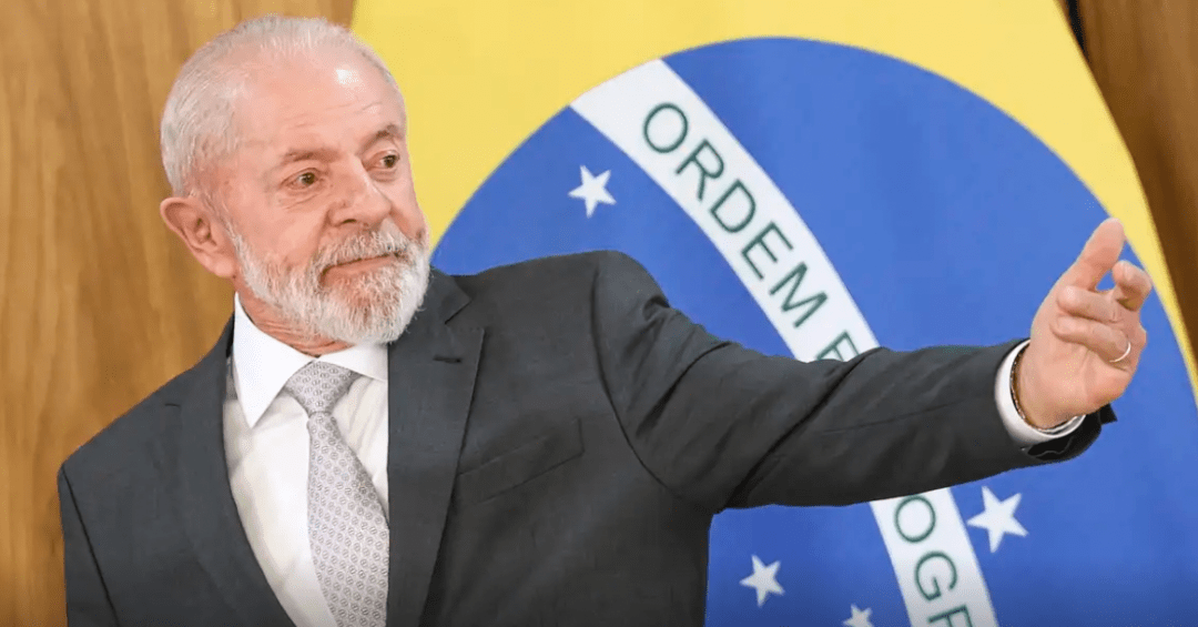 O sinal vermelho acendeu para Lula